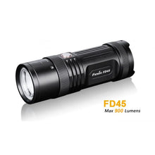 Fenix FD45 – 900 Lumens Focusable LED Torch